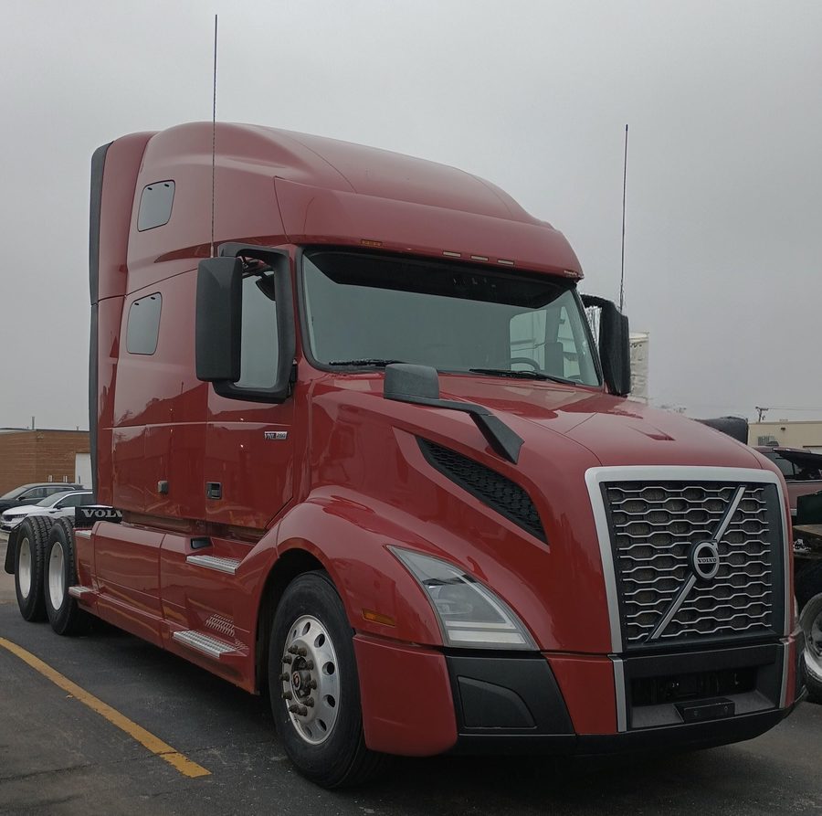 Eduardo's 2019 Volvo VNL 760